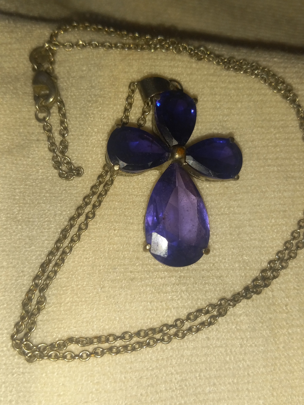 Amethyst Gemstone  Elegant Purple  Pendant Necklace - Cross Jewelry Style - Picture 5 of 5